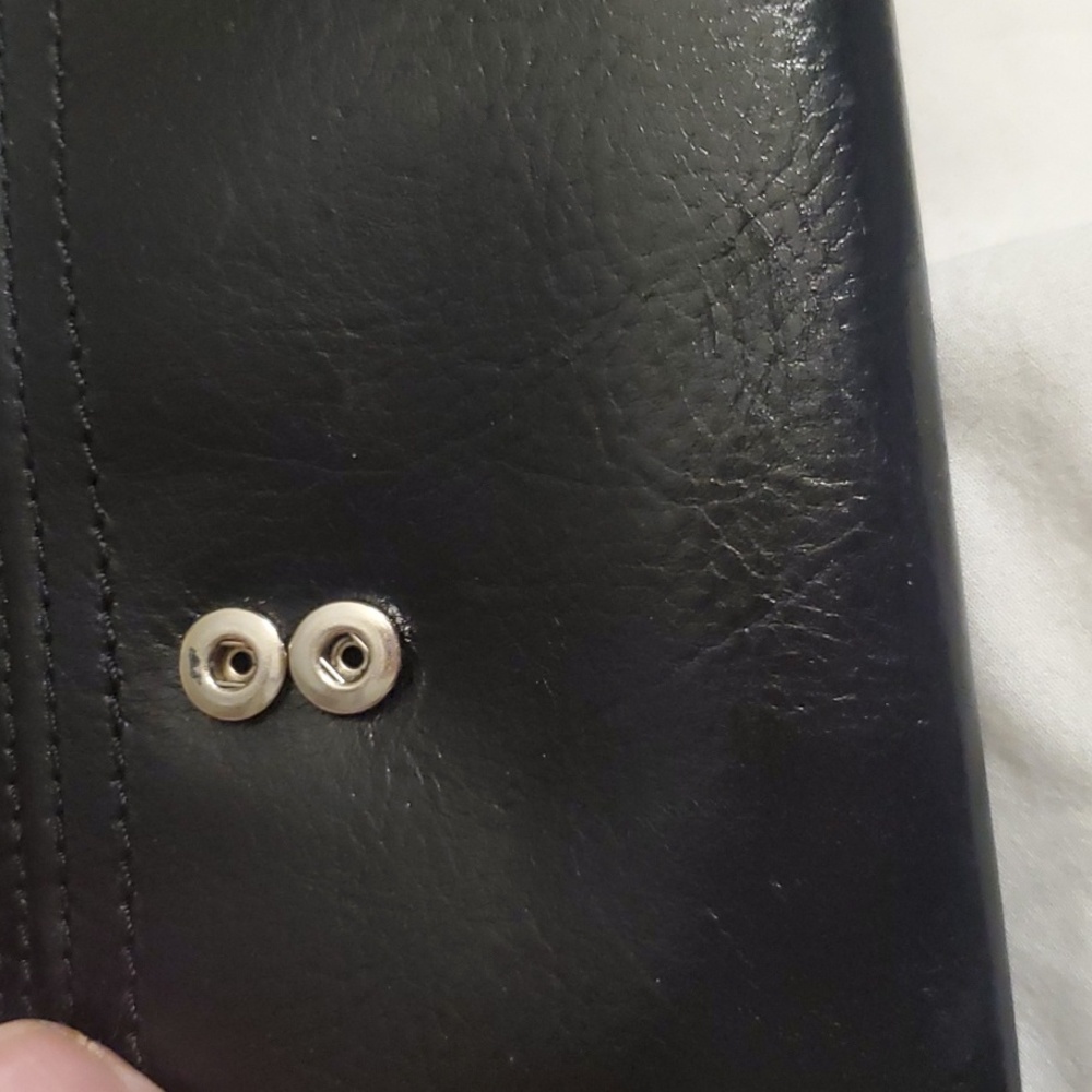 FOSSIL GENUINE LEATHER WALLET - Picture 3 of 14